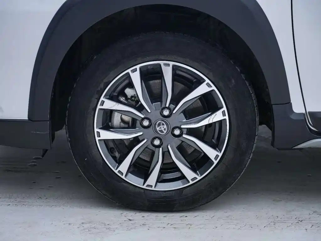 Toyota YARiS L 2022 X 1.5L CVT Luxury PLUS Edition 2022 - thumbnail 11