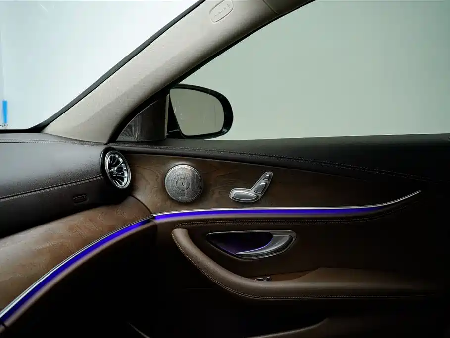 Mercedes-Benz Mercedes-Benz E-Class 2016 E 200 L 2017 - thumbnail 11