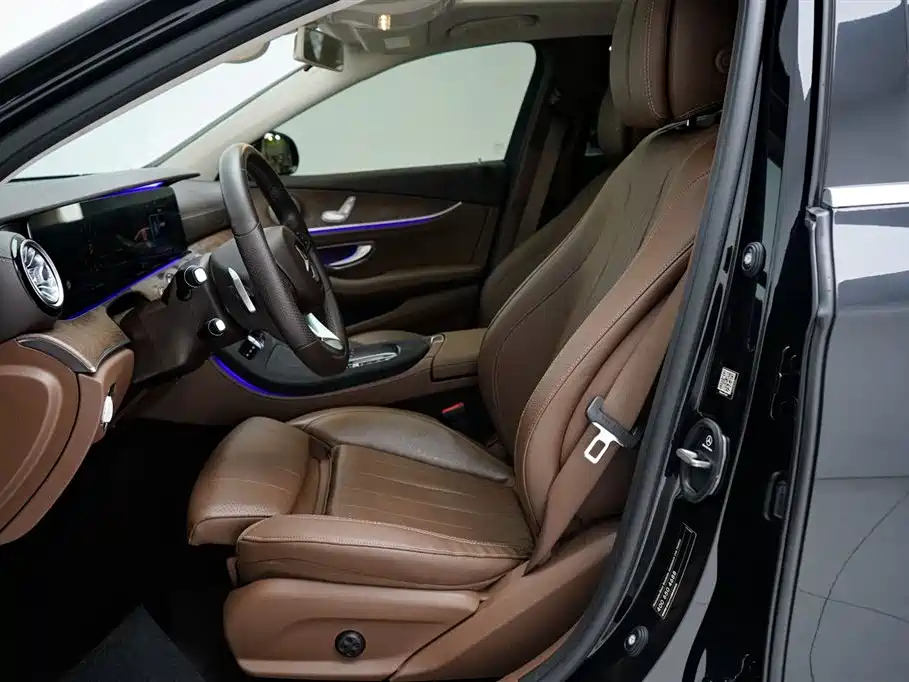 Mercedes-Benz Mercedes-Benz E-Class 2016 E 200 L 2017 - thumbnail 14