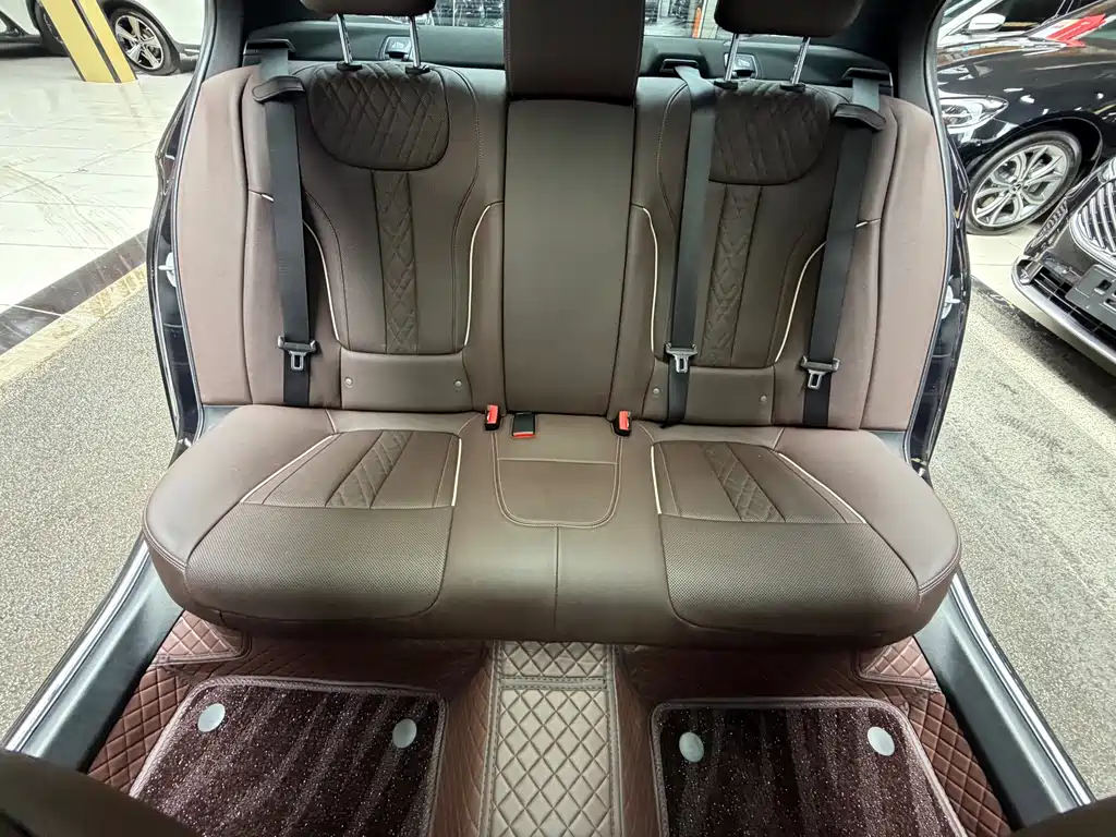 BMW BMW 5 Series 2023 Model Year Facelift 530Li Leading Type M Sport Package 2023 - thumbnail 27