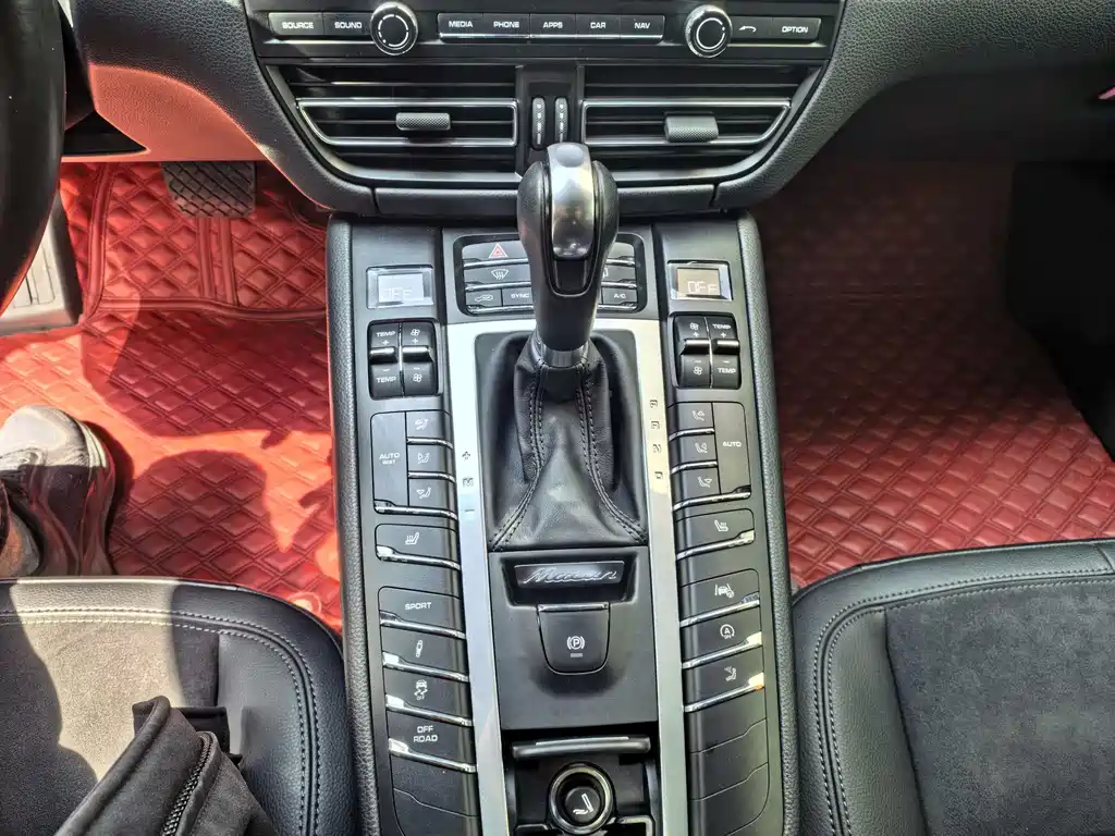 Porsche Porsche Macan 2022 Macan 2.0T 2022 - thumbnail 7