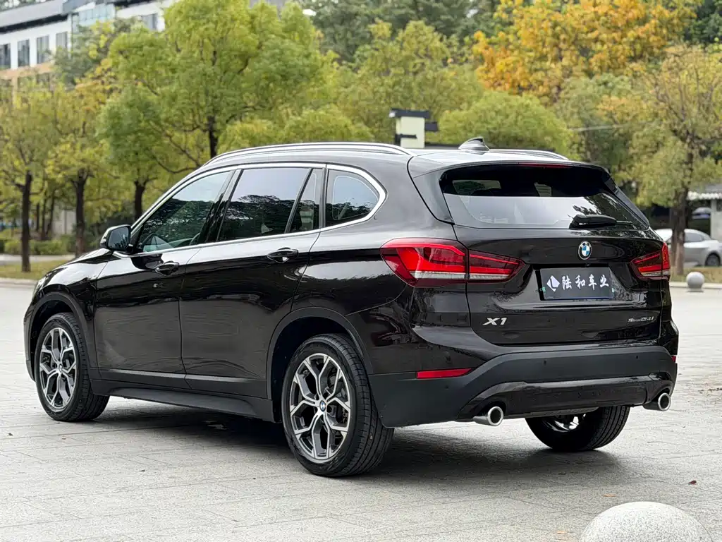 BMW BMW X1 2022 sDrive25Li Leading Edition 2022 - thumbnail 20