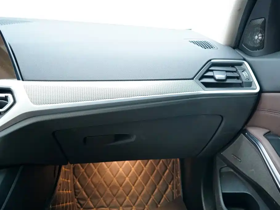 BMW BMW 3 Series 2020 325Li M Sport Shadow Night Package 2021 - thumbnail 23