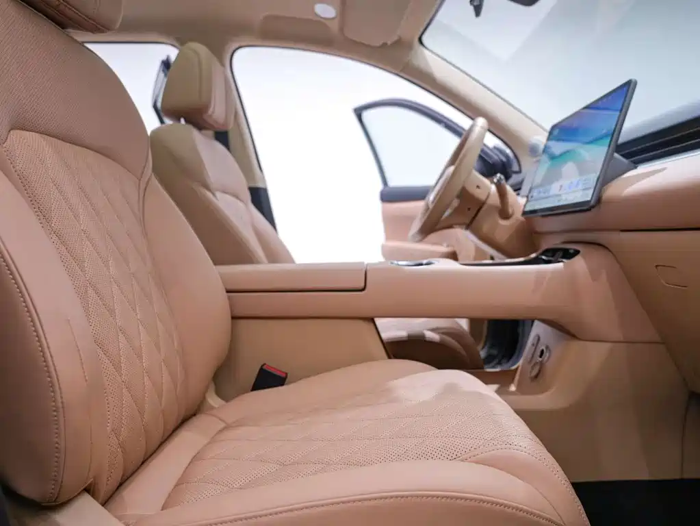 Landian Lantian E5 PLUS 2026 Model 165km Long Range Ultra 5-Seat Version 2025 - thumbnail 25
