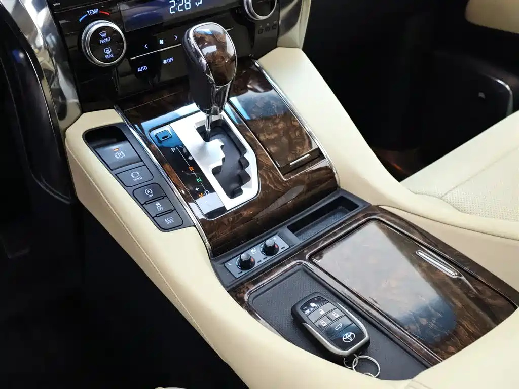 Toyota Alphard 2018 Model Year Facelift 3.5L Luxury Version 2018 - thumbnail 13