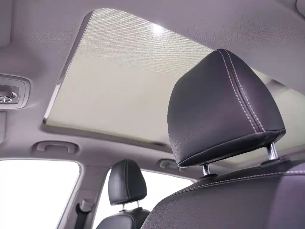 Roewe Roewe RX5 2020 20T Automatic 4G Connectivity Premium Edition 2020 - thumbnail 15