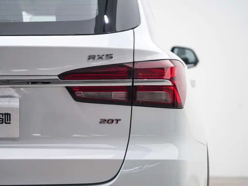 Roewe Roewe RX5 2020 20T Automatic 4G Connectivity Premium Edition 2020 - thumbnail 16