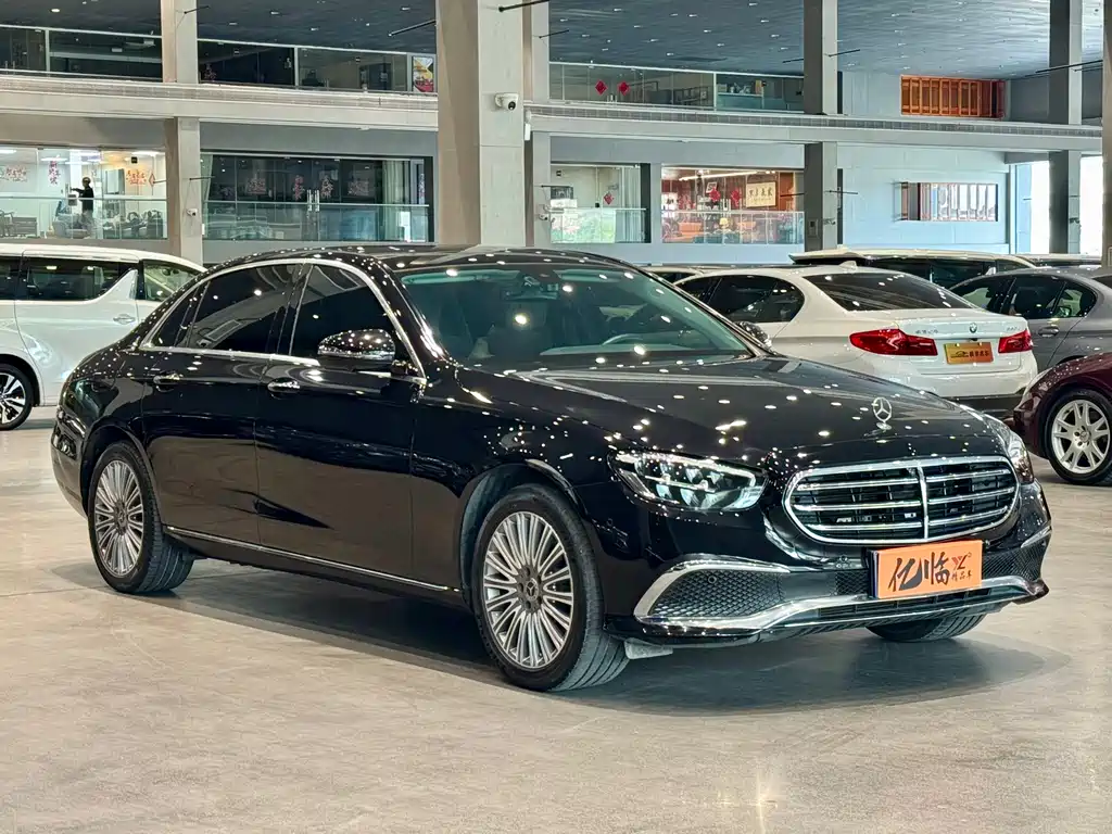 Mercedes-Benz Mercedes-Benz E-Class 2023 Facelift E 300 L Luxury 2023 - thumbnail 3