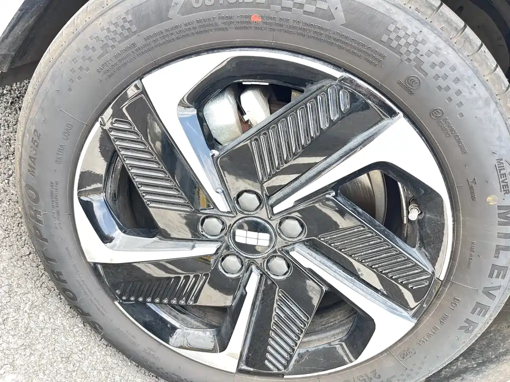 Geely Galaxy Geely Galaxy L6 2023 60km PLUS 2023 - thumbnail 29