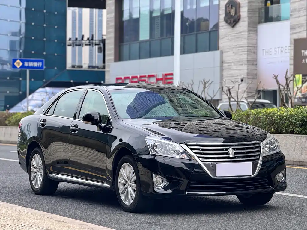 Toyota Crown 2012 2.5L Royal 2013 - thumbnail 3