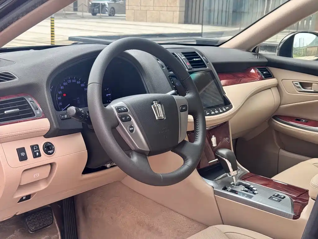 Toyota Crown 2012 2.5L Royal 2013 - thumbnail 13