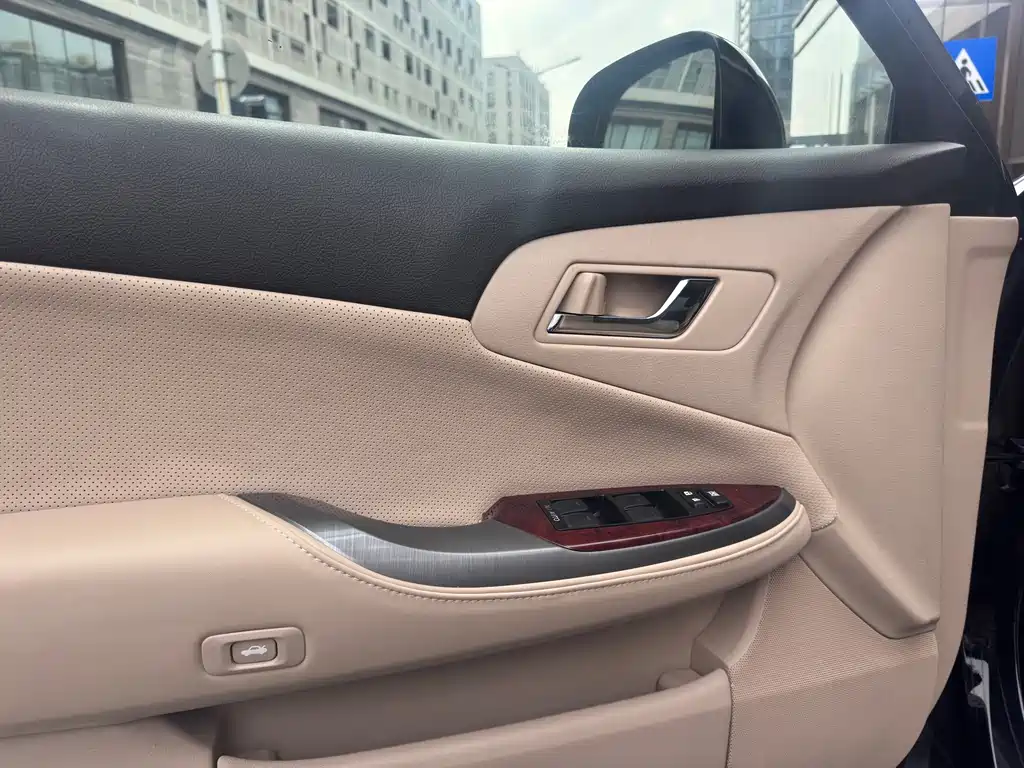 Toyota Crown 2012 2.5L Royal 2013 - thumbnail 17