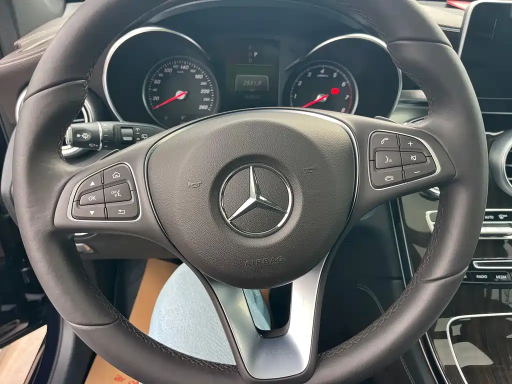 Mercedes-Benz Mercedes-Benz GLC 2018 GLC 260 4MATIC Dynamic Model 2018 - thumbnail 8