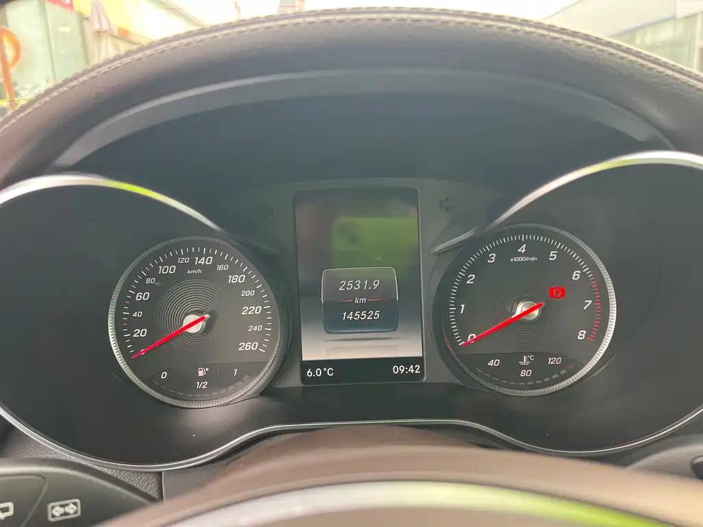 Mercedes-Benz Mercedes-Benz GLC 2018 GLC 260 4MATIC Dynamic Model 2018 - thumbnail 9