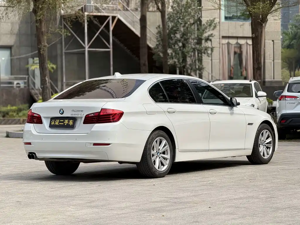 BMW BMW 5 Series 2017 520Li Elegant 2017 - thumbnail 20