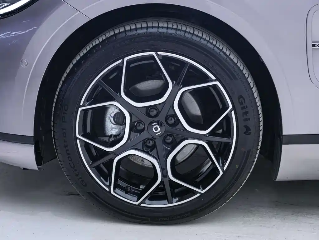 Changan Qiyuan Changan Qiyuan A07 2025 Blue Whale Range Extender 230 Luxury Edition 2025 - thumbnail 3