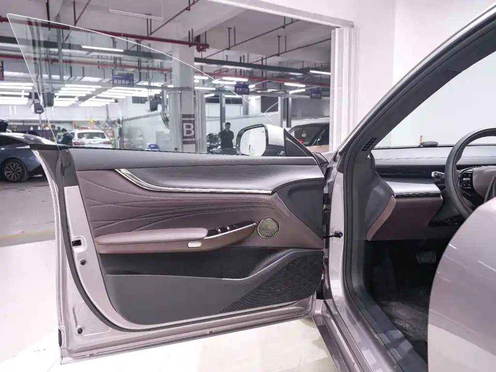 Changan Qiyuan Changan Qiyuan A07 2025 Blue Whale Range Extender 230 Luxury Edition 2025 - thumbnail 18