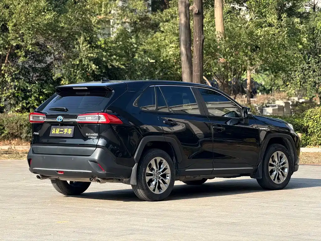 Toyota Venza 2023 Dual Engine 2.5L E-CVT Front-Wheel Drive Urban Edition 2023 - thumbnail 20