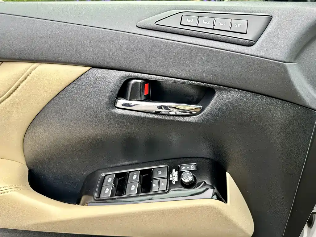 Toyota Toyota Alphard 2015 3.5L Prestige Edition 2017 - thumbnail 20