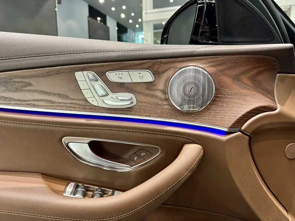 Mercedes-Benz Mercedes-Benz E-Class 2023 Facelift E 300 L Luxury 2023 - thumbnail 6