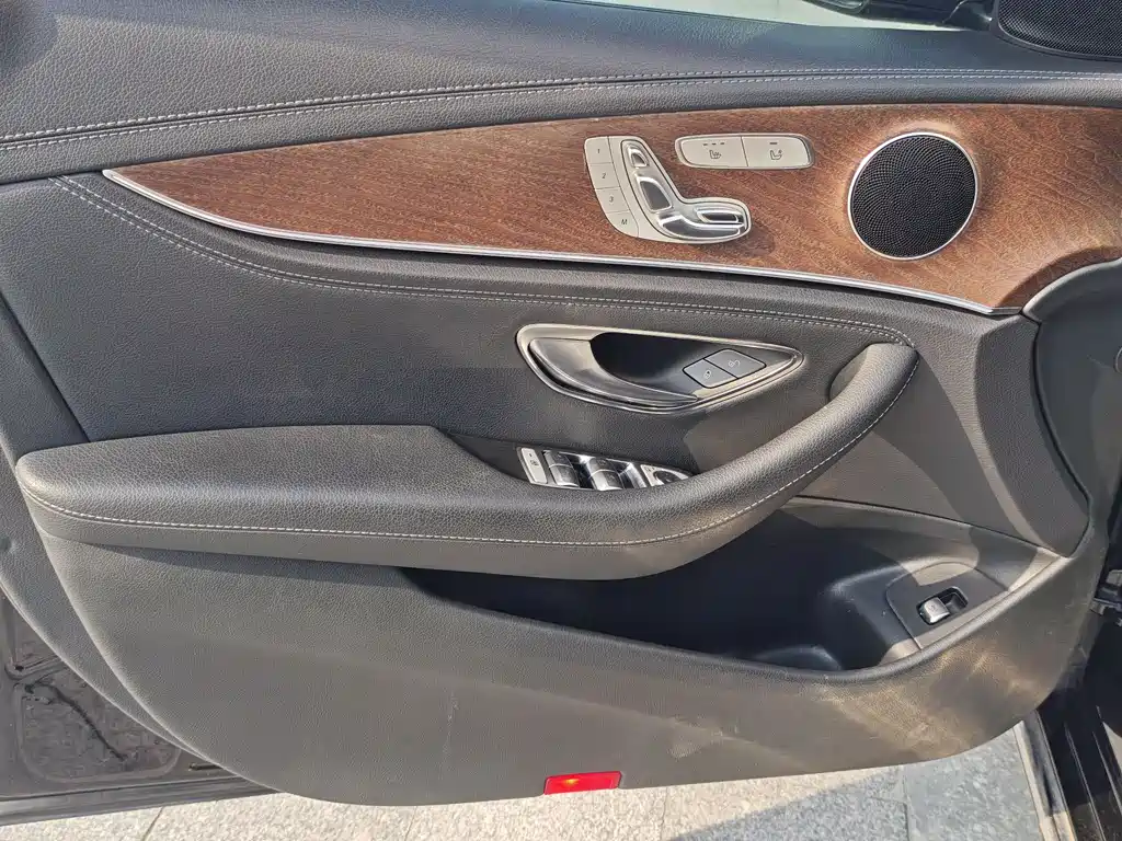 Mercedes-Benz Mercedes-Benz E-Class 2019 E 300 L Fashion Edition 2019 - thumbnail 7