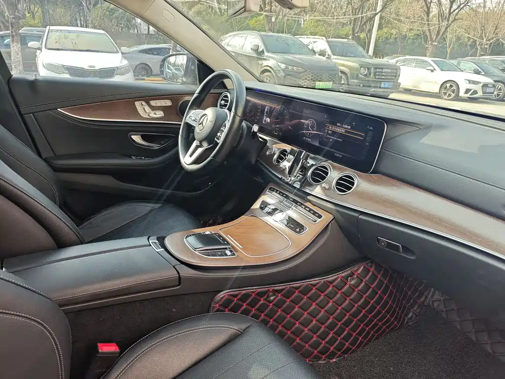 Mercedes-Benz Mercedes-Benz E-Class 2019 E 300 L Fashion Edition 2019 - thumbnail 11