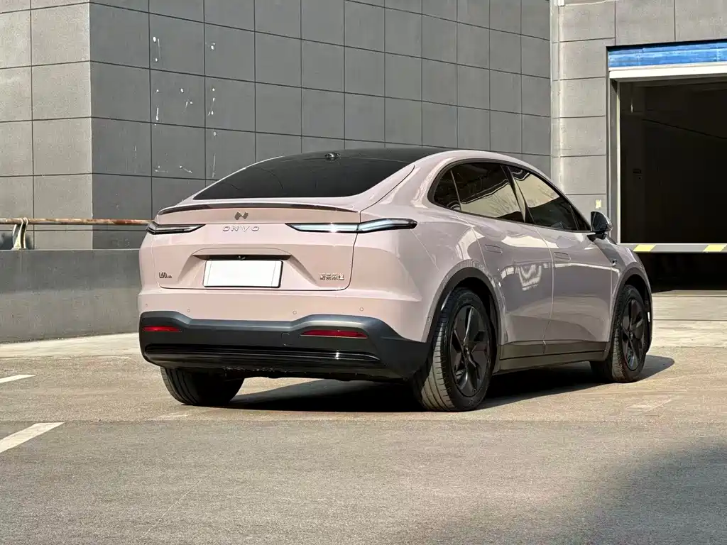 Luda NIO L60 2024 60kWh AWD 2025 - thumbnail 4