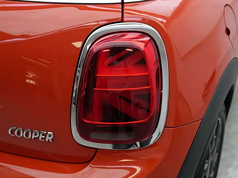 MINI MINI 2019 1.5T COOPER Classic 2020 - thumbnail 5