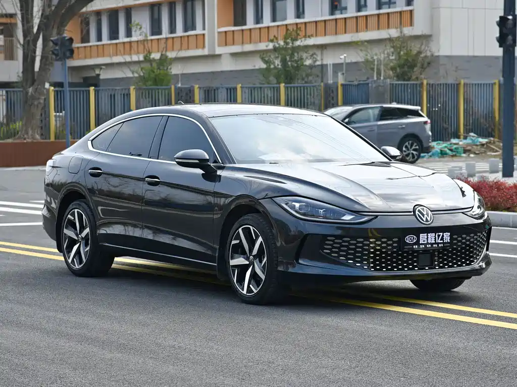 Volkswagen Lamando 2025 Lamando L 280TSI DSG Cool Spice Edition 2025 - thumbnail 3
