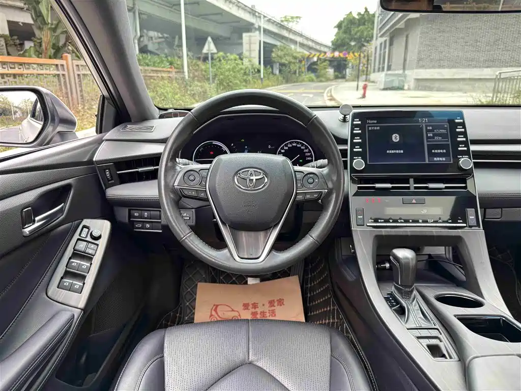 Toyota Avalon 2019 Model Hybrid 2.5L Luxury Version National VI 2020 - thumbnail 9