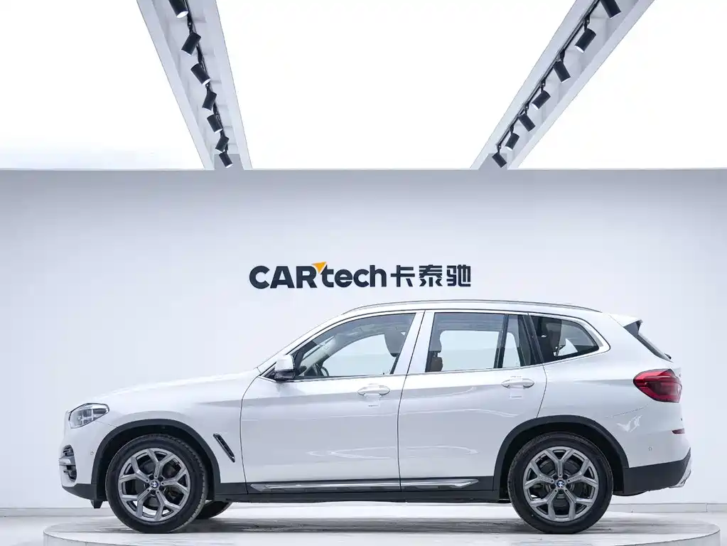 BMW BMW X3 2020 xDrive28i Luxury Package 2020 - thumbnail 2
