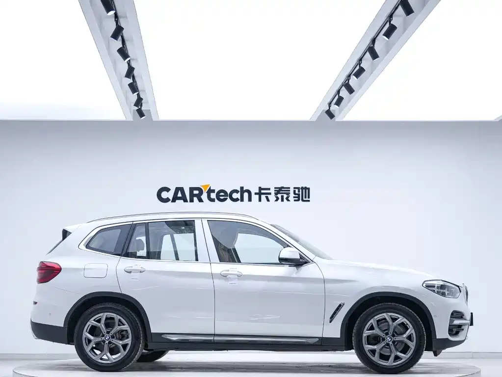 BMW BMW X3 2020 xDrive28i Luxury Package 2020 - thumbnail 3