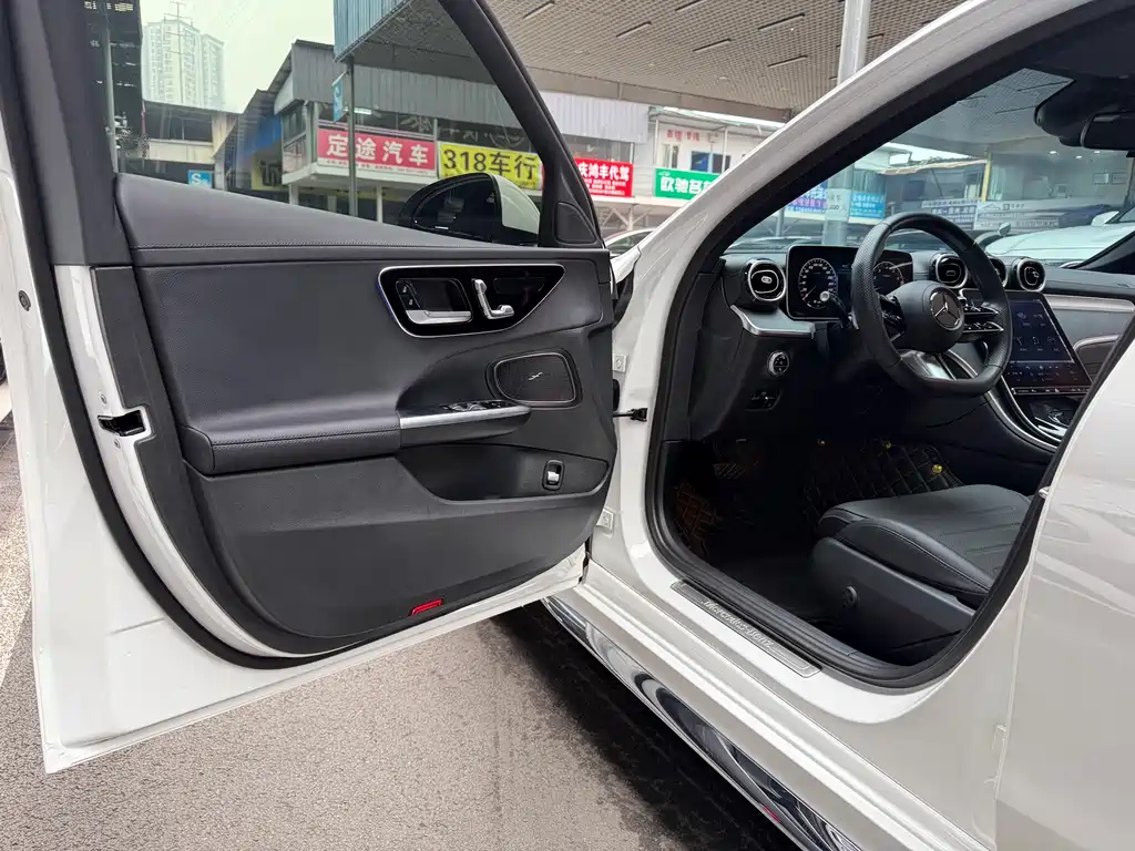 Mercedes-Benz Mercedes-Benz C-Class 2024 Model Year Facelift C 200 L Sport Edition 2024 - thumbnail 12