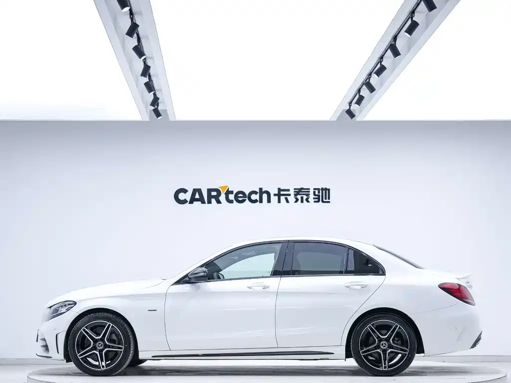 Mercedes-Benz Mercedes-Benz C-Class 2021 C 260 Star Brilliant Collector's Edition 2021 - thumbnail 2