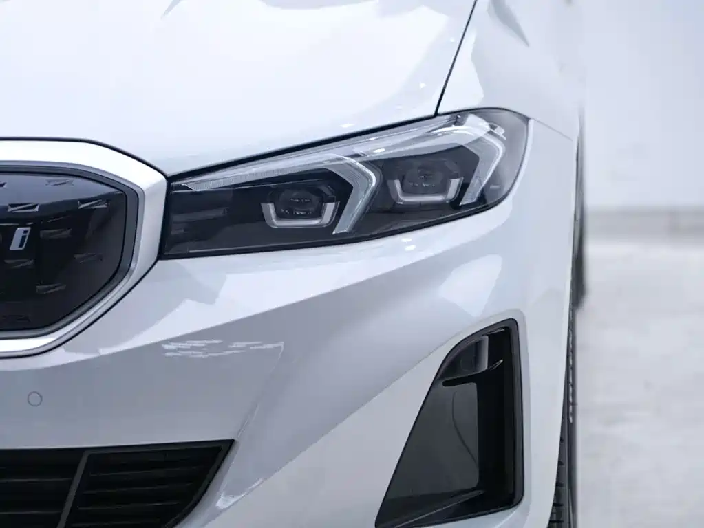 BMW BMW i3 2024 eDrive 35 L 2023 - thumbnail 7