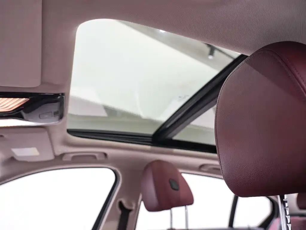 BMW BMW i3 2024 eDrive 35 L 2023 - thumbnail 9