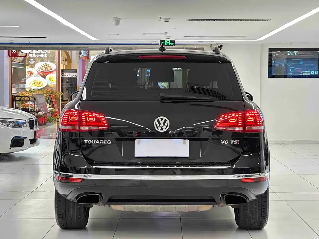 Volkswagen Volkswagen Touareg 2016 3.0TSI Standard Model 2016 - thumbnail 6