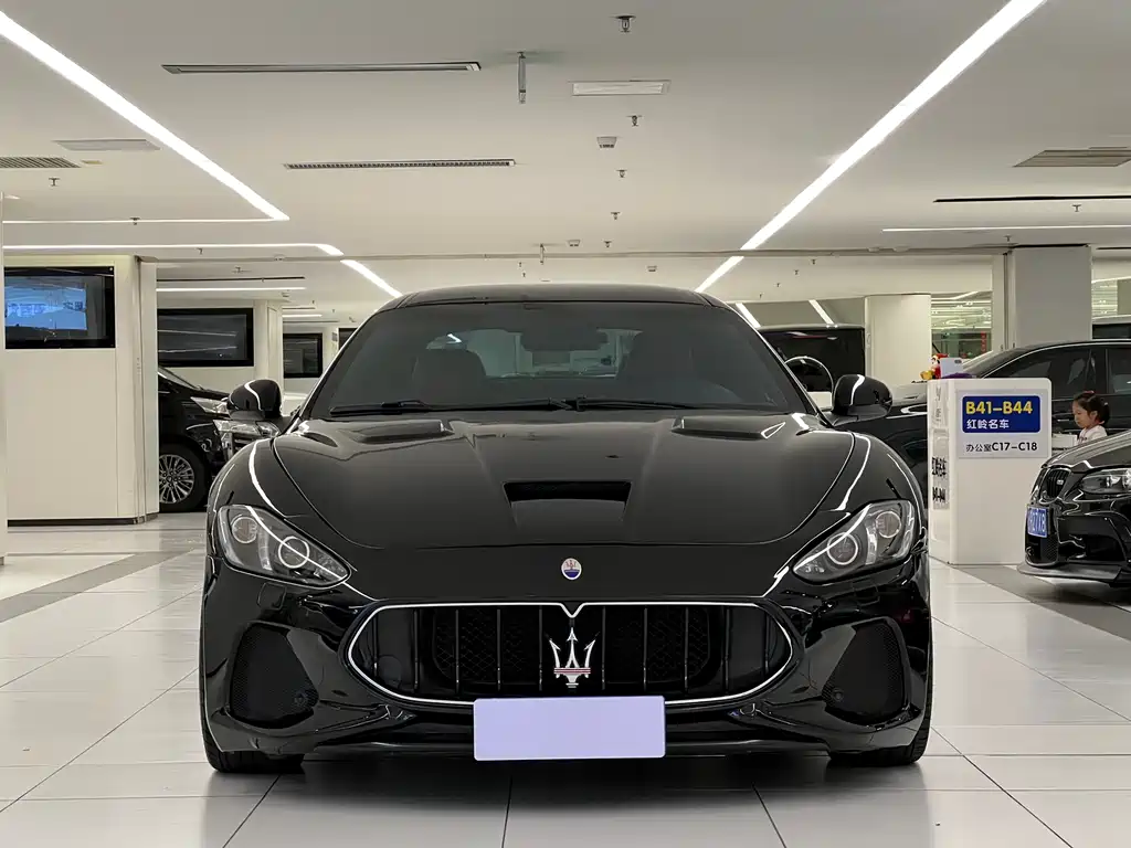 Maserati Maserati GranTurismo 2009 4.7L Sport Automatic 2011 - thumbnail 2