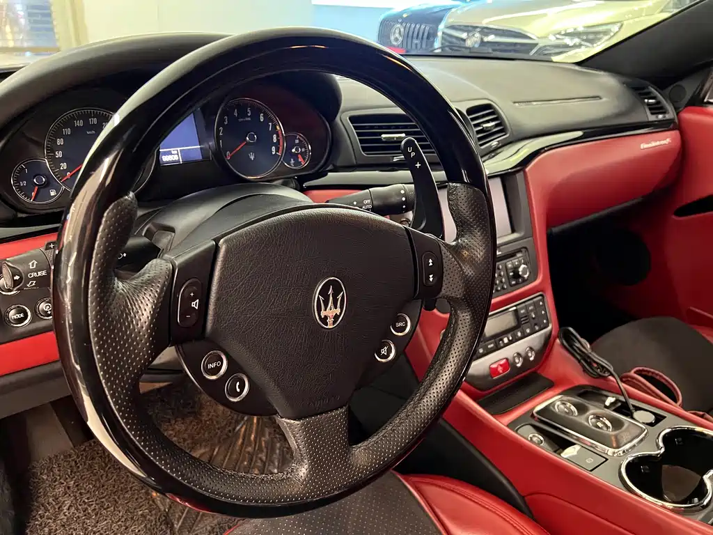 Maserati Maserati GranTurismo 2009 4.7L Sport Automatic 2011 - thumbnail 9