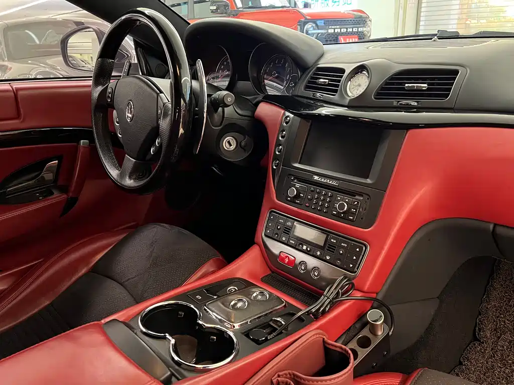 Maserati Maserati GranTurismo 2009 4.7L Sport Automatic 2011 - thumbnail 13