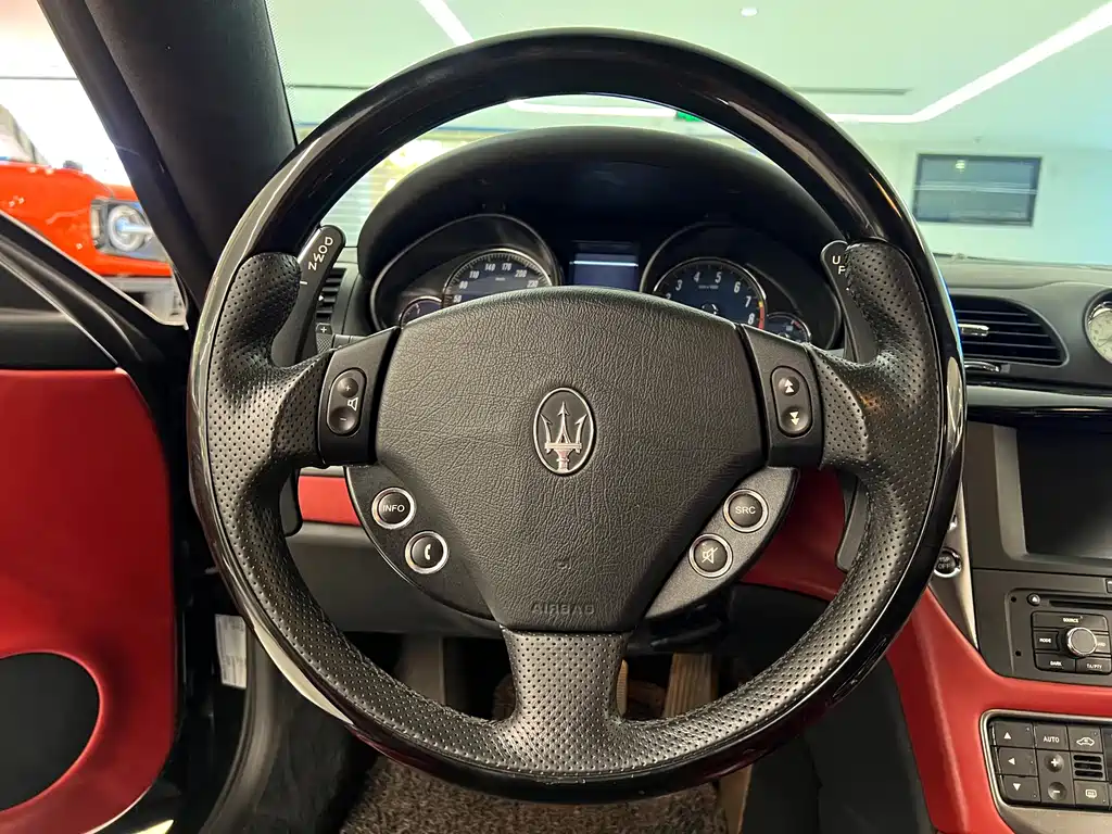 Maserati Maserati GranTurismo 2009 4.7L Sport Automatic 2011 - thumbnail 18
