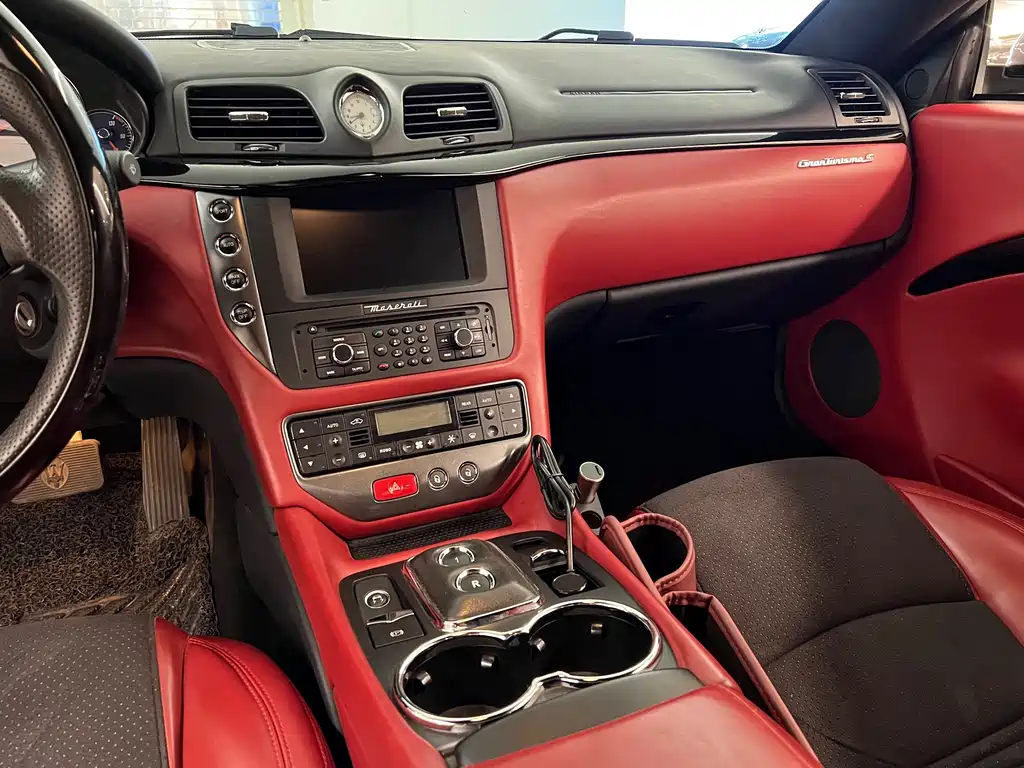 Maserati Maserati GranTurismo 2009 4.7L Sport Automatic 2011 - thumbnail 19