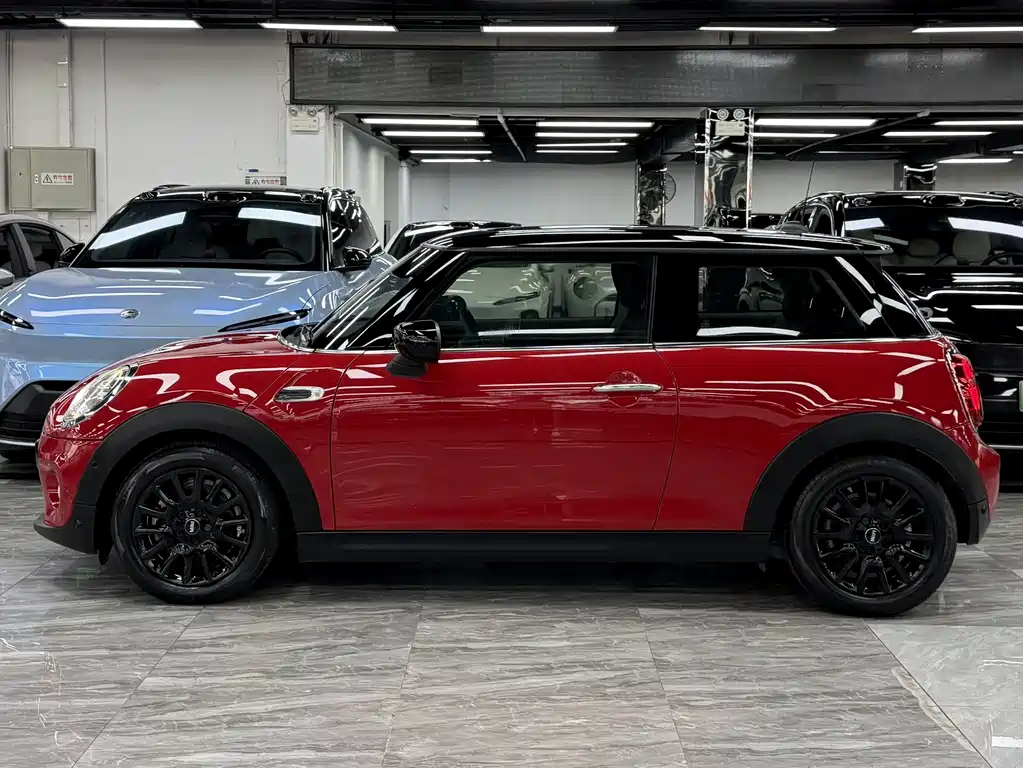 MINI MINI 2021 1.5T COOPER Classic 2021 - thumbnail 4