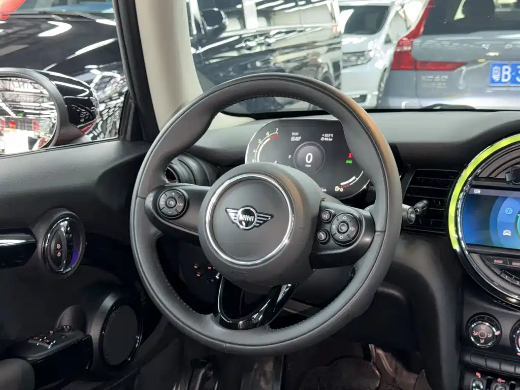 MINI MINI 2021 1.5T COOPER Classic 2021 - thumbnail 13