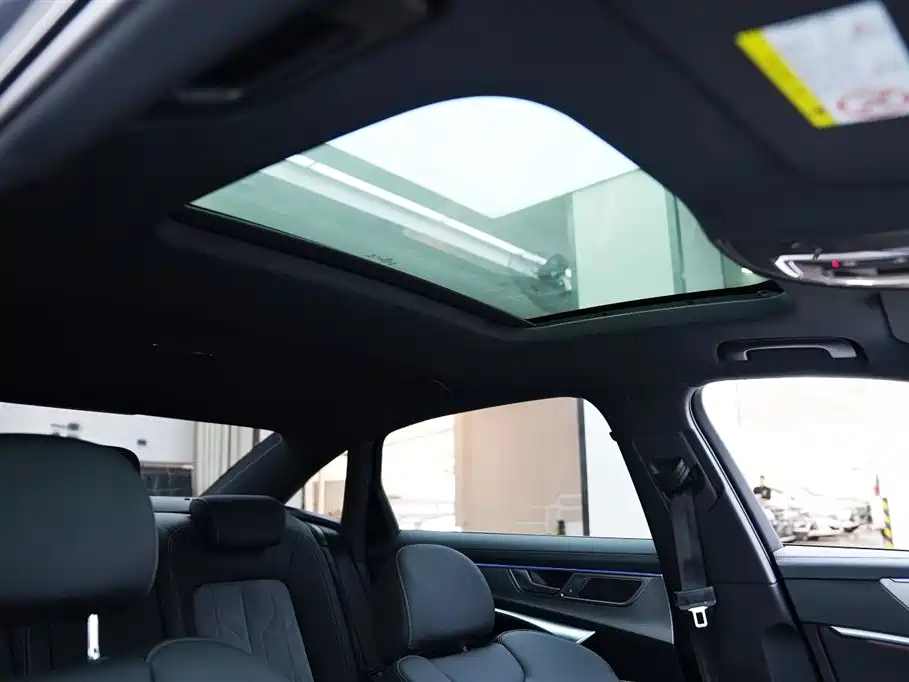 Audi Audi A6L 2023 40 TFSI Luxury Dynamic Model 2022 - thumbnail 14