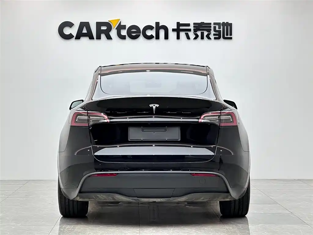 Tesla Model Y 2023 Rear-Wheel Drive 2024 - thumbnail 4