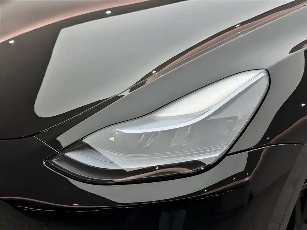 Tesla Model Y 2023 Rear-Wheel Drive 2024 - thumbnail 19