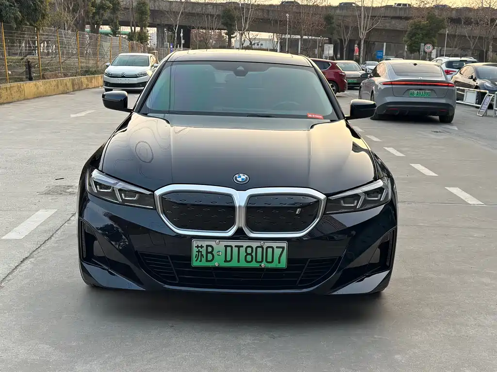 BMW BMW i3 2022 eDrive 35 L 2023 - thumbnail 2