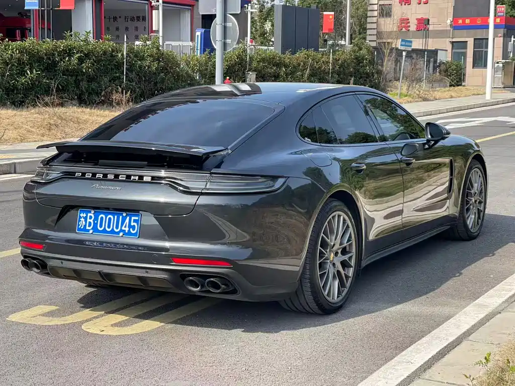 Porsche Porsche Panamera 2022 2.9T Platinum Edition 2022 - thumbnail 4