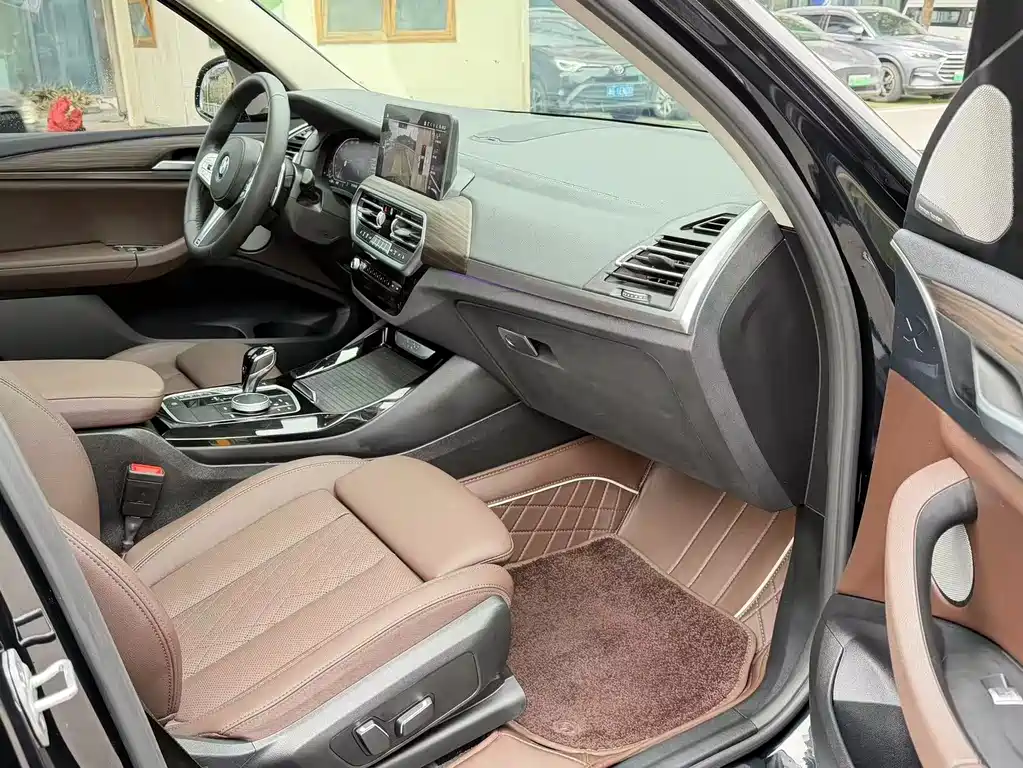 BMW BMW X3 2023 xDrive30i M Sport Shadow Line 2024 - thumbnail 6